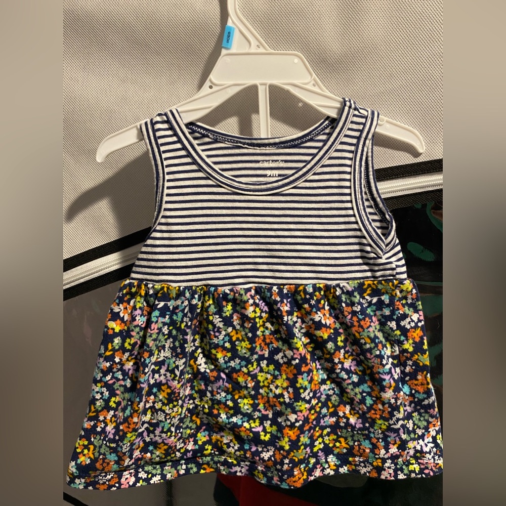 Carter’s Infant Girls Stripe & Floral Dress with Matching Shorts, size 9 months.